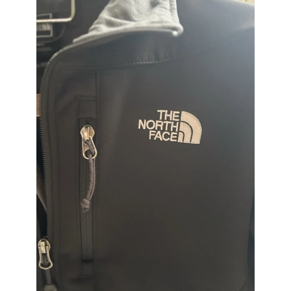 The North Face Medium Apex Men's Jacket Black Full Zip Wind Resistant Waterproo